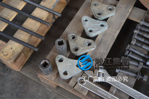 【圖析】DN400橡膠接頭壓力檢測(cè)“好質(zhì)量不是說說而已” 【圖析】DN400橡膠接頭壓力檢測(cè)“好質(zhì)量不是說說而已”