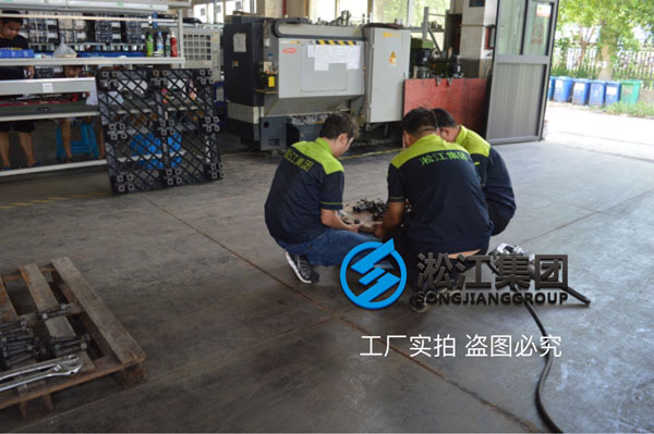 【圖析】DN400橡膠接頭壓力檢測(cè)“好質(zhì)量不是說說而已” 【圖析】DN400橡膠接頭壓力檢測(cè)“好質(zhì)量不是說說而已”